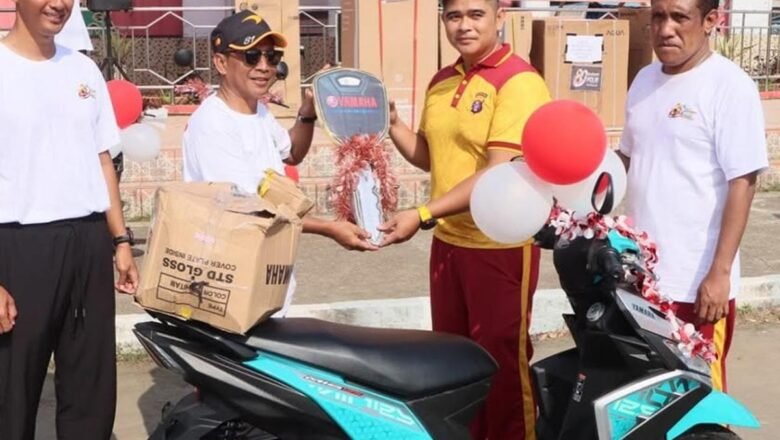 Jalan Santai Meriahkan Peringatan Hari Bhayangkara ke-80